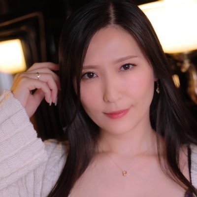 시이나 유나 | 최신 AV배우