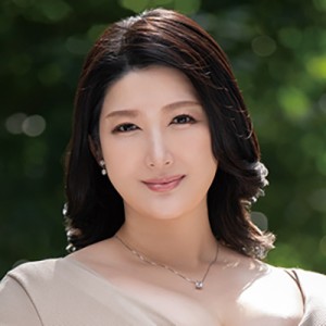타테오카 안나