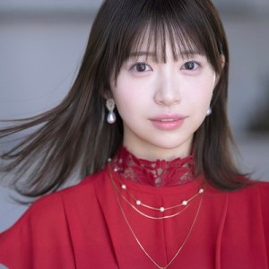 시라이시 루나