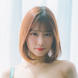 아다치 유리